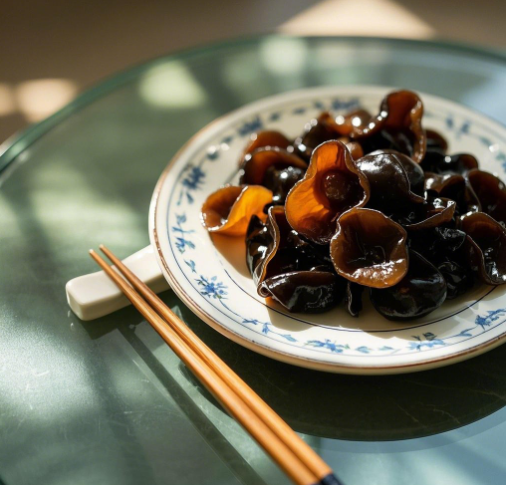 木耳久泡真的會(huì)產(chǎn)生劇毒嗎？食品安全檢測(cè)儀的原理與應(yīng)用